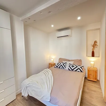 Two-bedroom Apartment, Center Apartamento