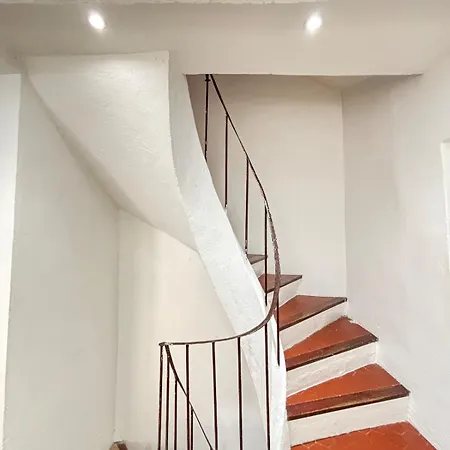 Apartamento Two-bedroom Apartment, Center *